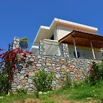 Melina Skiathos * Kolios
