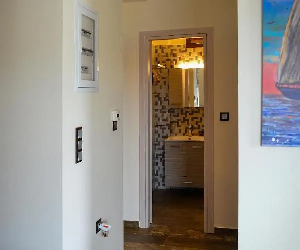 Melina Skiathos Kolios